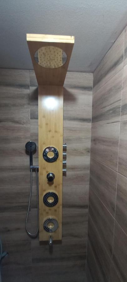 סקופיה Naumovski Apartments מראה חיצוני תמונה