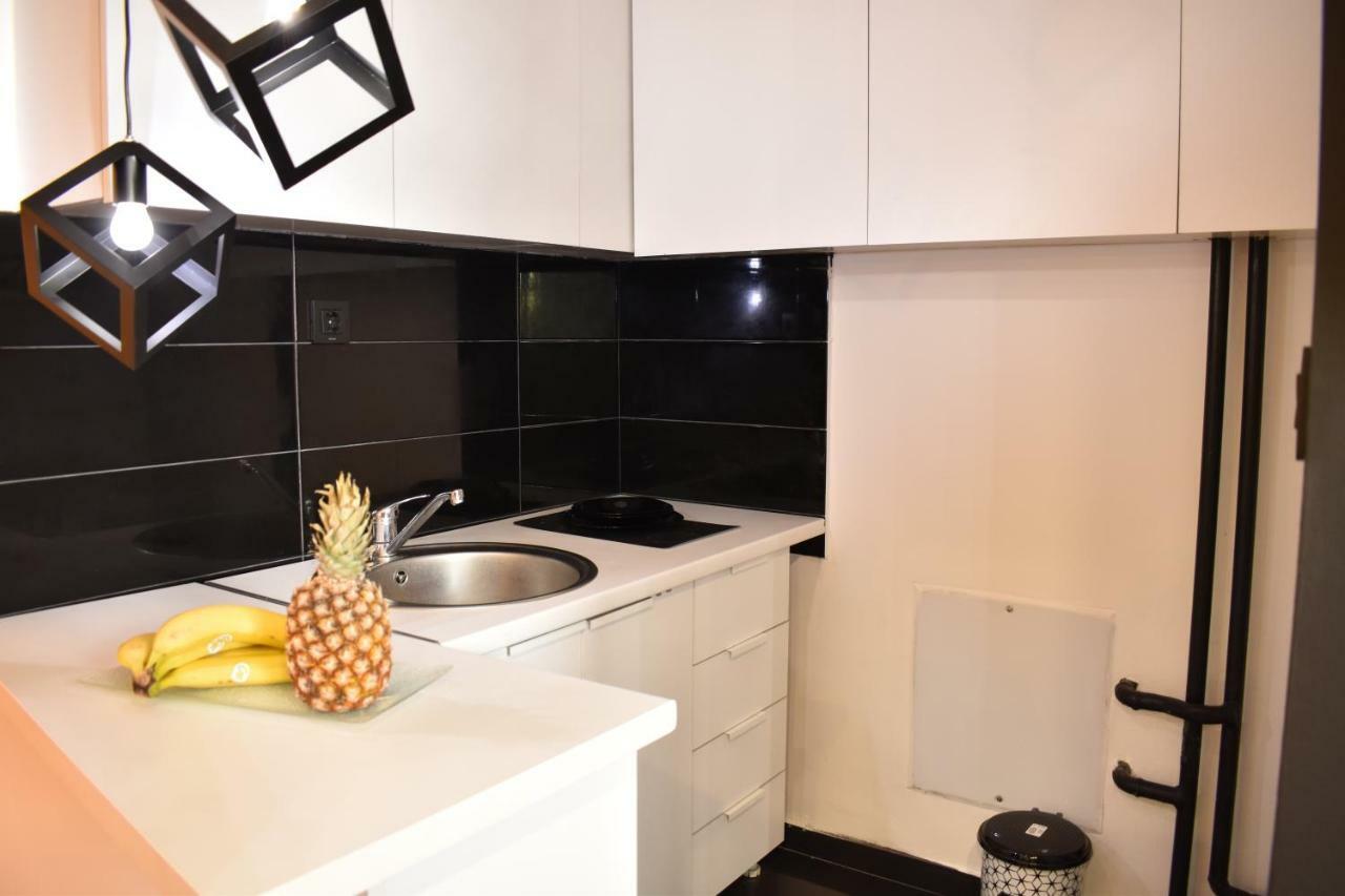 סקופיה Naumovski Apartments מראה חיצוני תמונה